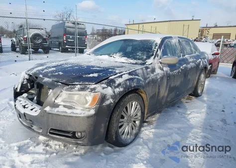 2014 Chrysler 300C Awd из США, поврежденный, VIN 2C3CCAKG9EH120844